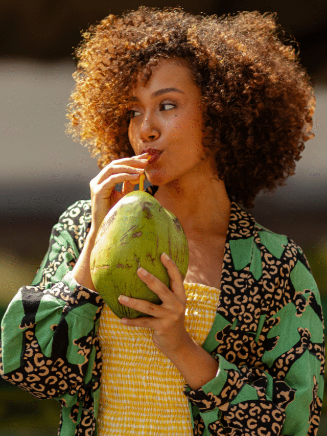8 Amazing Coconut Water Benefits You Should Know